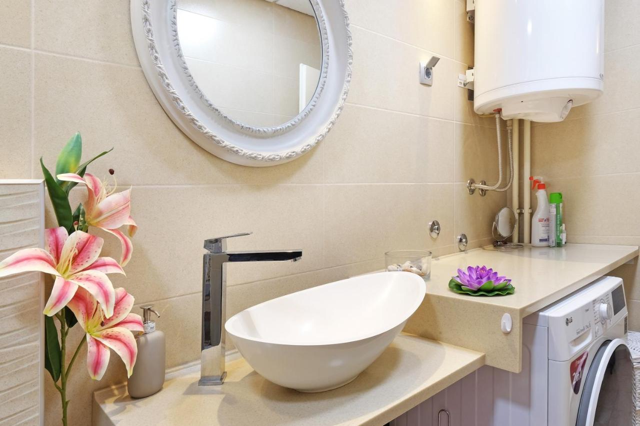 Paradise Starry Suite-City Center Beograd Eksteriør billede